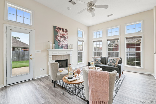 1022 THISTLE Road