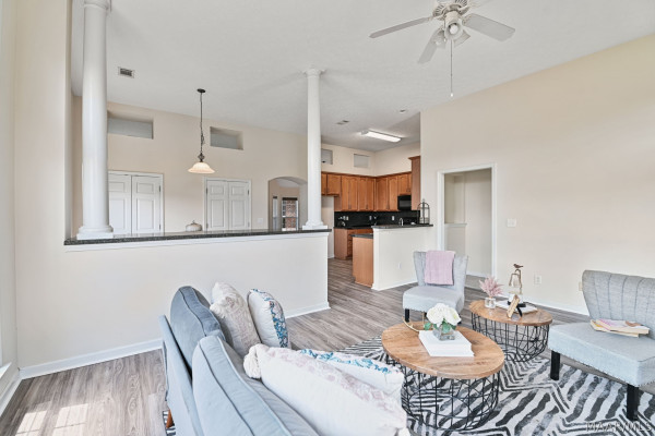 1022 THISTLE Road