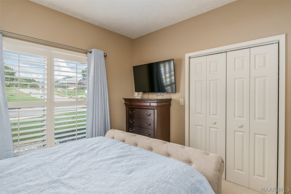636 Larkin Lane