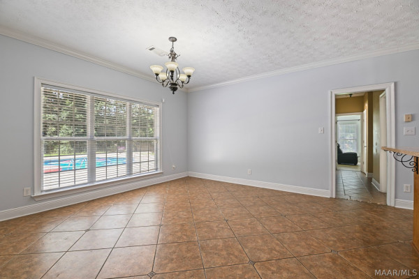 737A N Memorial Drive