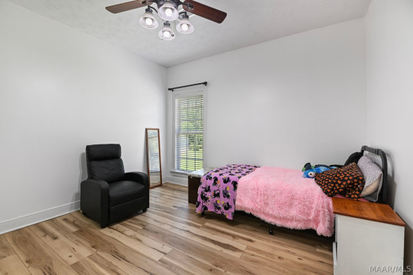 737A N Memorial Drive