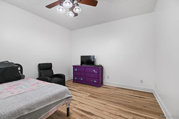 737A N Memorial Drive