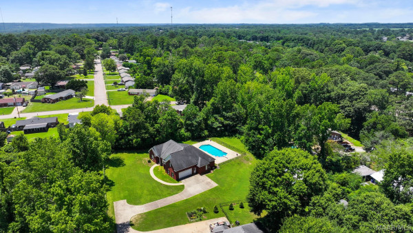 737A N Memorial Drive