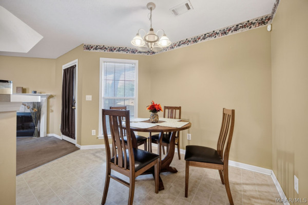 6443 TAYLOR RIDGE Road