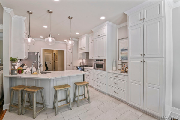 2214 Wynhaven Drive