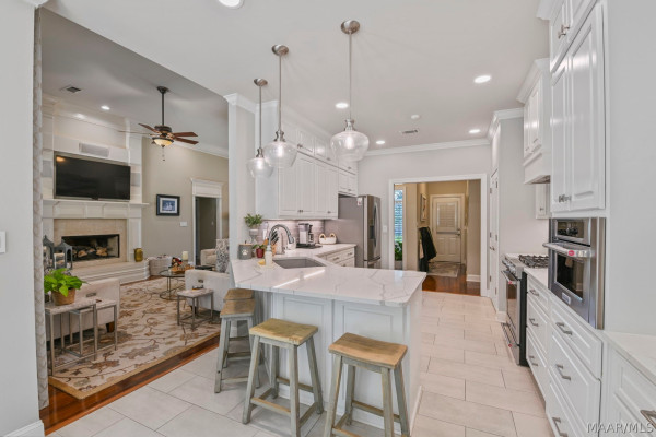 2214 Wynhaven Drive