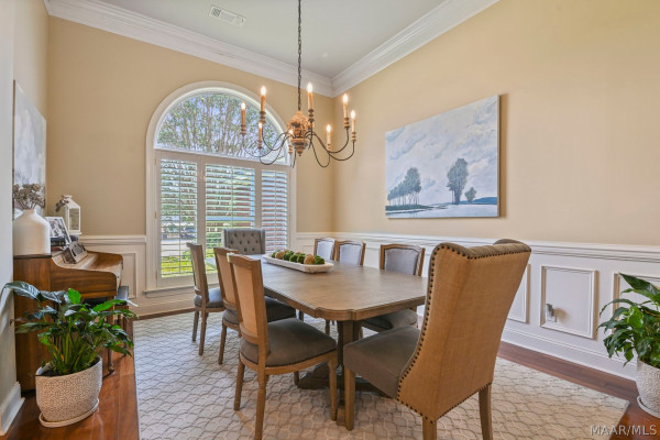 2214 Wynhaven Drive