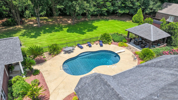 2214 Wynhaven Drive