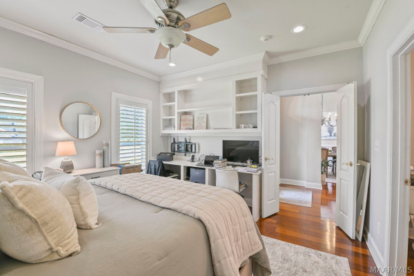 2214 Wynhaven Drive
