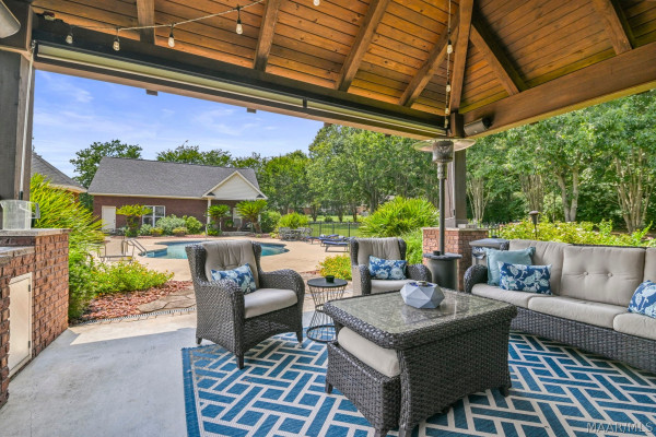 2214 Wynhaven Drive