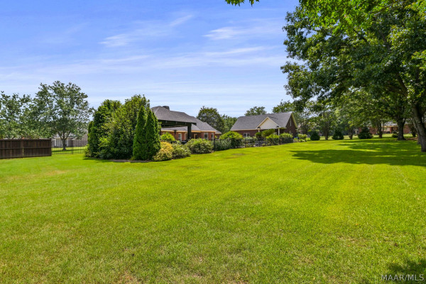 2214 Wynhaven Drive