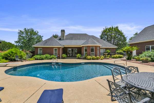 2214 Wynhaven Drive