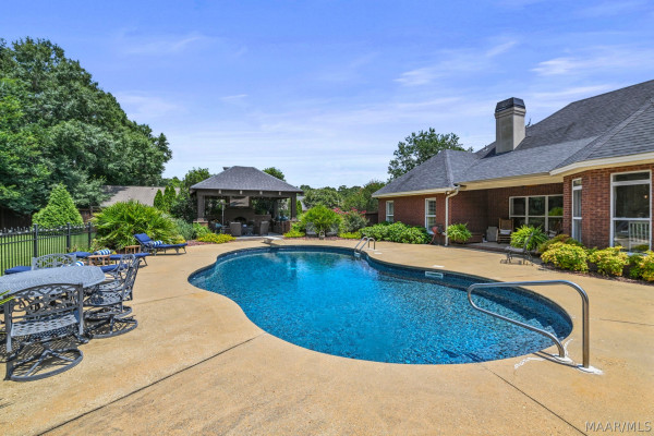 2214 Wynhaven Drive
