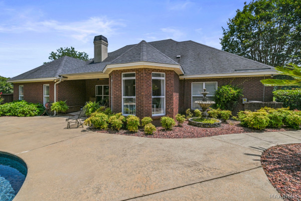 2214 Wynhaven Drive