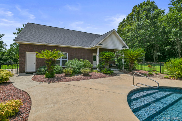 2214 Wynhaven Drive