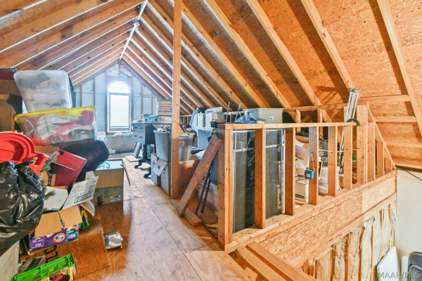 2214 Wynhaven Drive