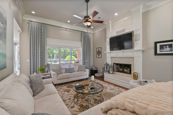 2214 Wynhaven Drive