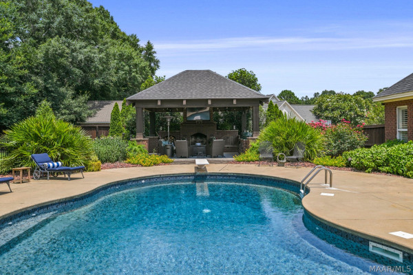 2214 Wynhaven Drive