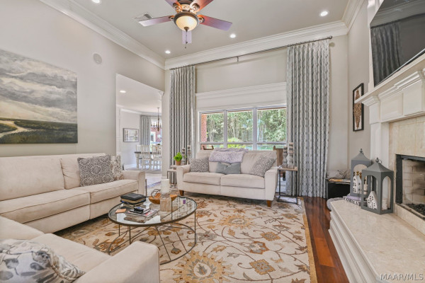 2214 Wynhaven Drive
