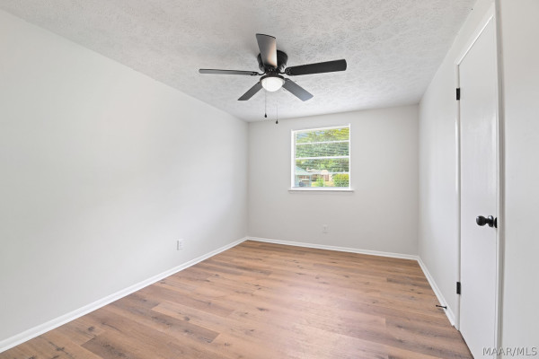 104 White Oak Drive