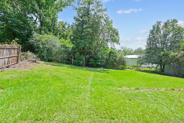 104 White Oak Drive