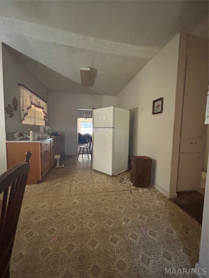 1322 Rosa L Parks Avenue