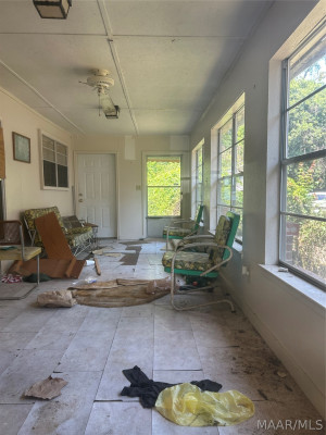 1322 Rosa L Parks Avenue