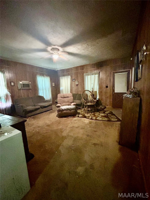 1322 Rosa L Parks Avenue