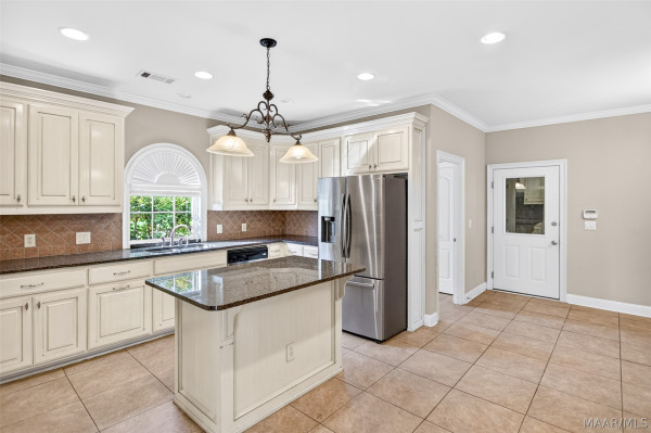5564 CHARDIN Drive