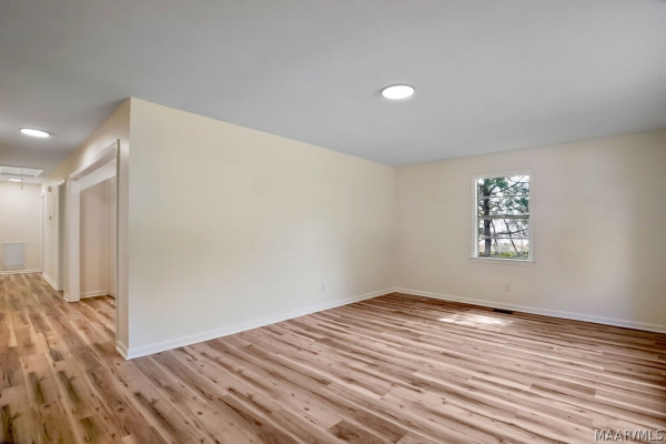 125 Moses Road