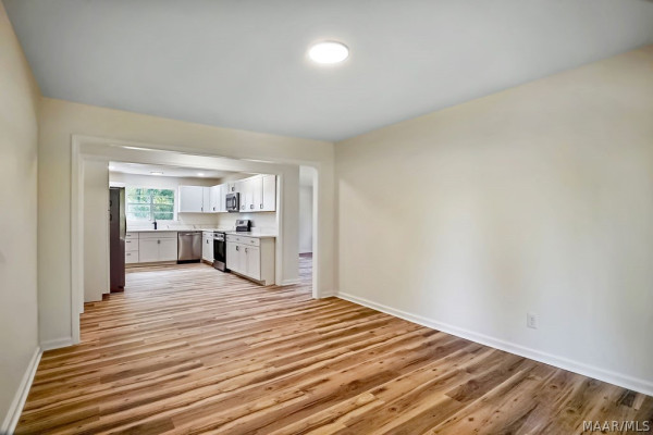 125 Moses Road