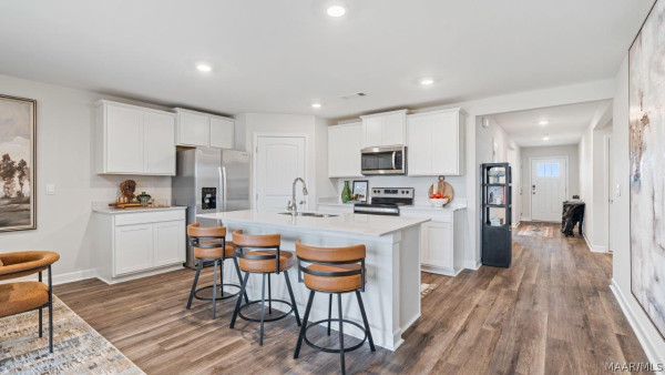 7319 Orange Blossom Way