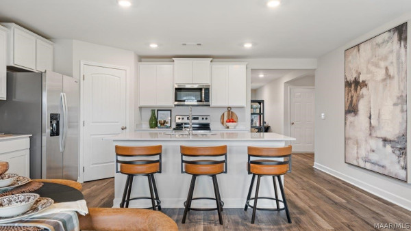 7319 Orange Blossom Way