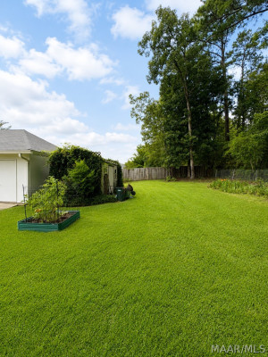 6457 Eastwood Glen Drive