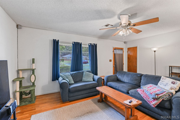 324 Benbow Court