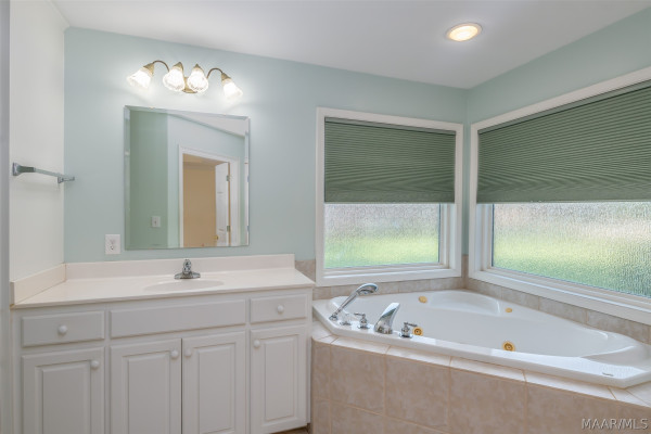 8094 Ansley Trace