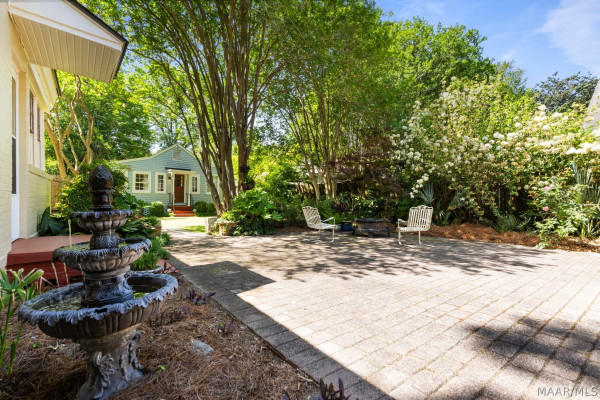374 Rose Lane