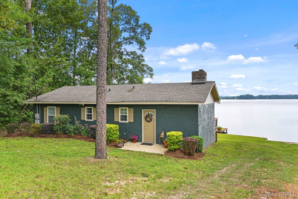 715 Hickory Drive