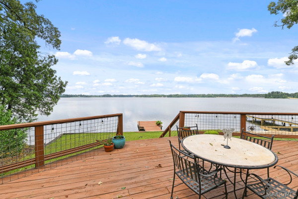715 Hickory Drive