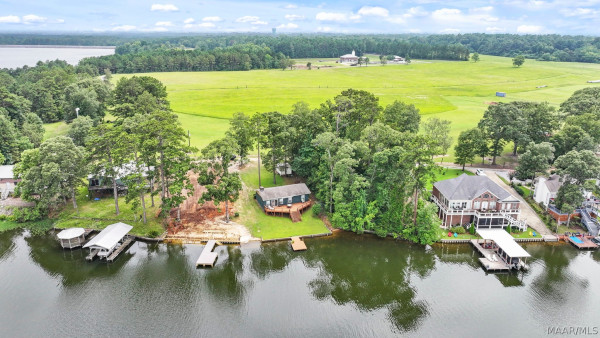 715 Hickory Drive