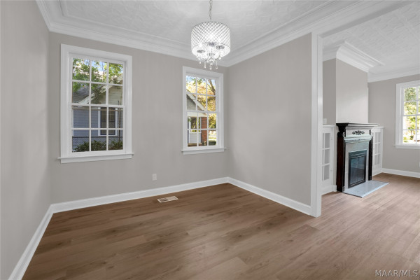 3394 Cloverdale Road