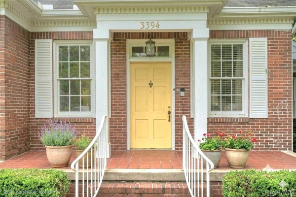 3394 Cloverdale Road