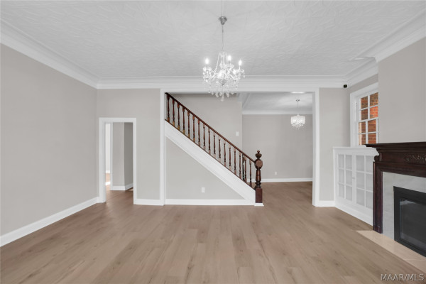 3394 Cloverdale Road