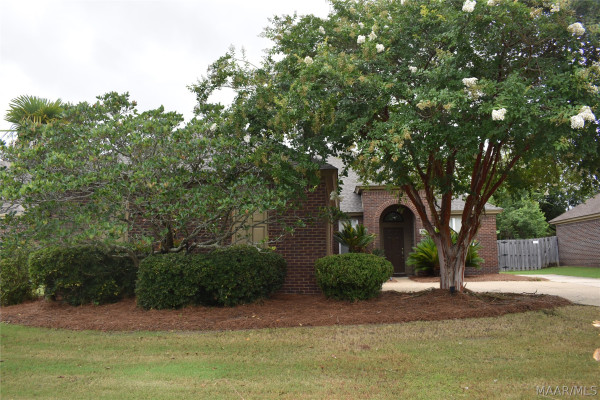 8345 Grayson Grove