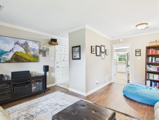 4324 LAREDO Court