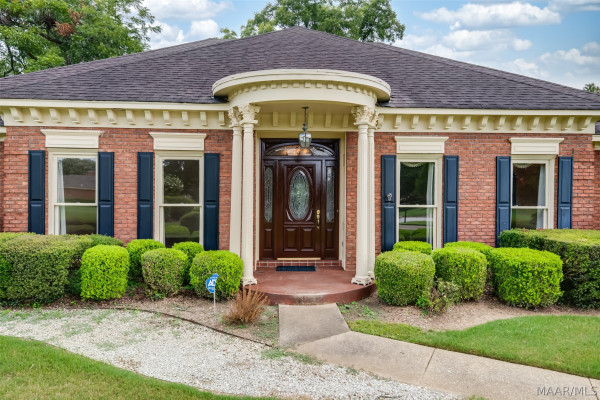 8200 HARROGATE Hill