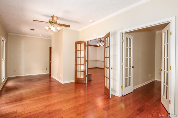 8200 HARROGATE Hill