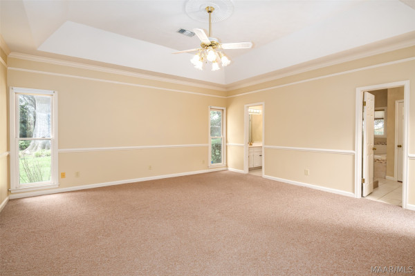 8200 HARROGATE Hill