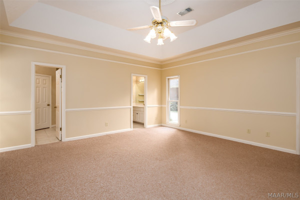 8200 HARROGATE Hill