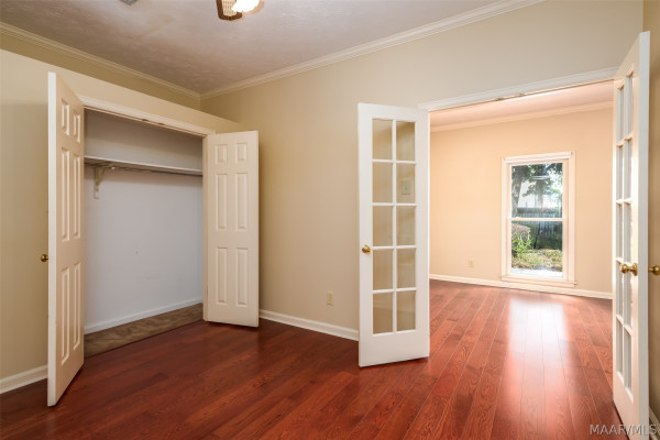 8200 HARROGATE Hill